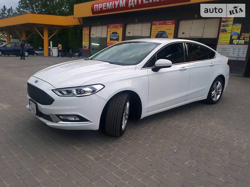 Седан Ford Fusion 2018 в Тернополе
