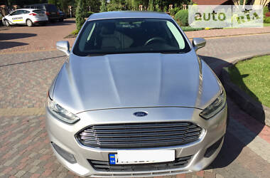 Седан Ford Fusion 2013 в Ивано-Франковске