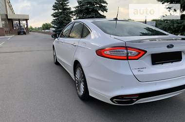 Седан Ford Fusion 2015 в Киеве