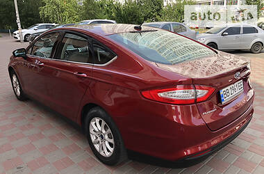 Седан Ford Fusion 2016 в Києві