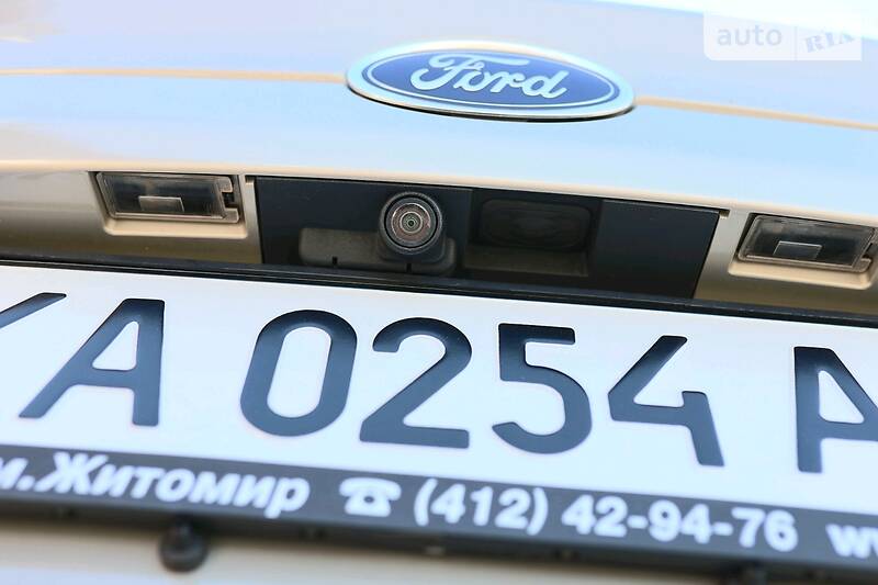 Седан Ford Fusion 2014 в Києві