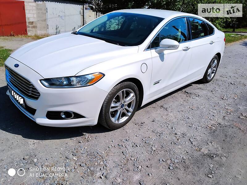 Седан Ford Fusion 2015 в Днепре