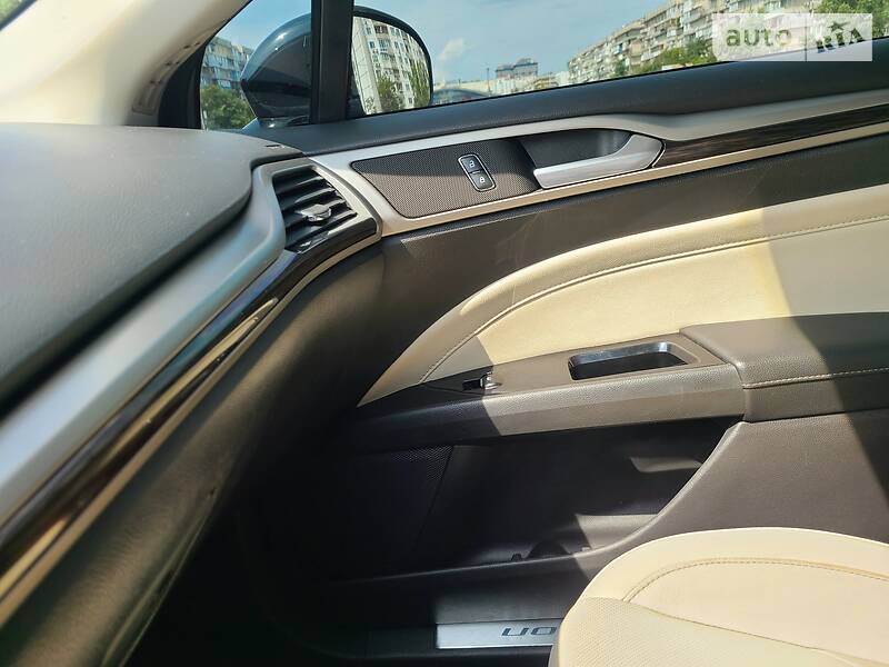 Седан Ford Fusion 2016 в Киеве