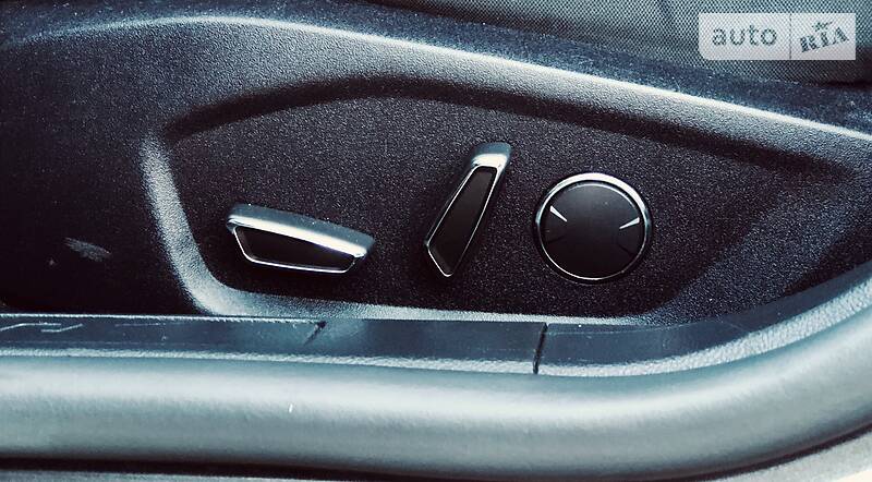 Седан Ford Fusion 2017 в Одесі