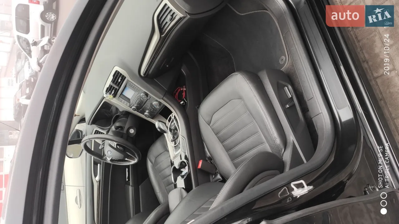 2014 Ford Fusion - мініатюра 20