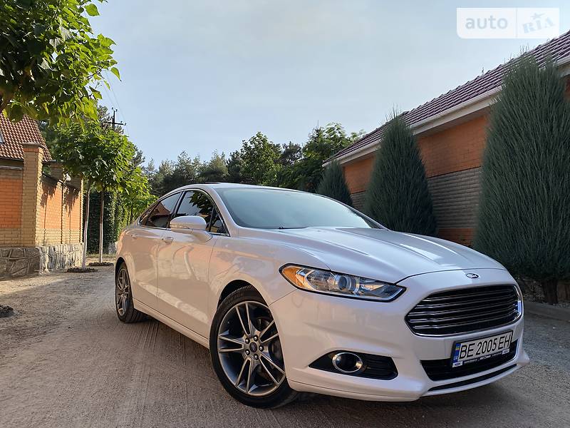 Седан Ford Fusion 2013 в Николаеве