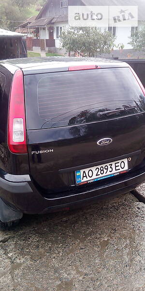 Хэтчбек Ford Fusion 2008 в Воловце