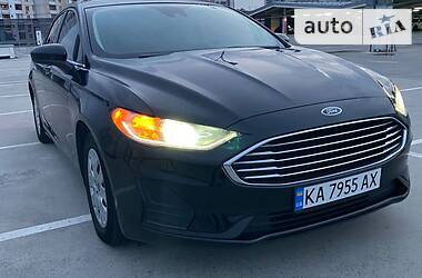 Седан Ford Fusion 2019 в Киеве