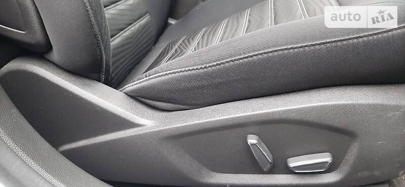 Седан Ford Fusion 2013 в Полтаві