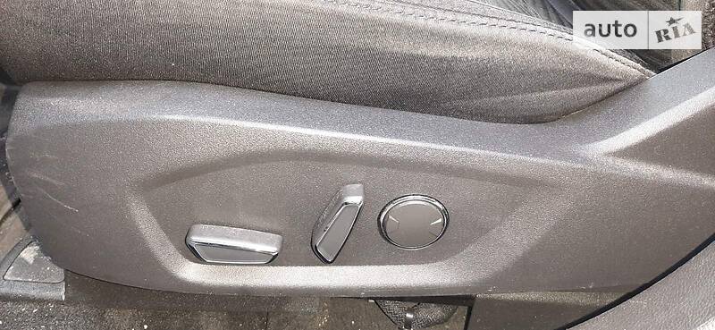 Седан Ford Fusion 2013 в Полтаві