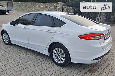 Седан Ford Fusion 2017 в Підволочиську