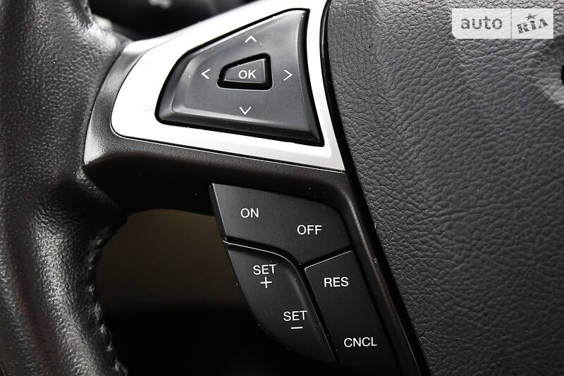 Седан Ford Fusion 2012 в Одесі