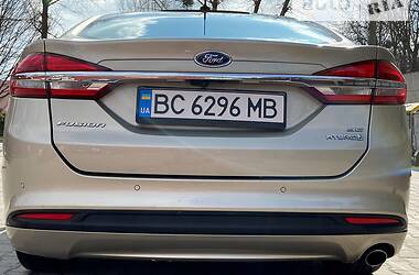 Седан Ford Fusion 2018 в Львове