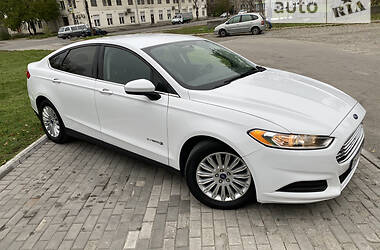 Седан Ford Fusion 2013 в Днепре