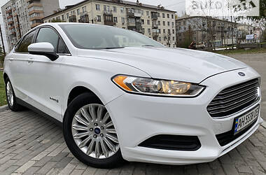 Седан Ford Fusion 2013 в Днепре