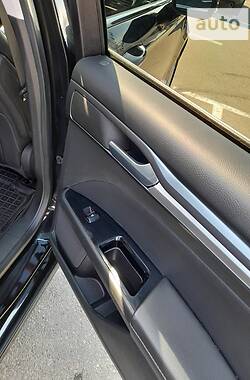 Седан Ford Fusion 2014 в 