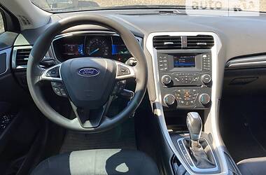 Седан Ford Fusion 2014 в 