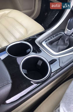 Седан Ford Fusion 2013 в Виноградові