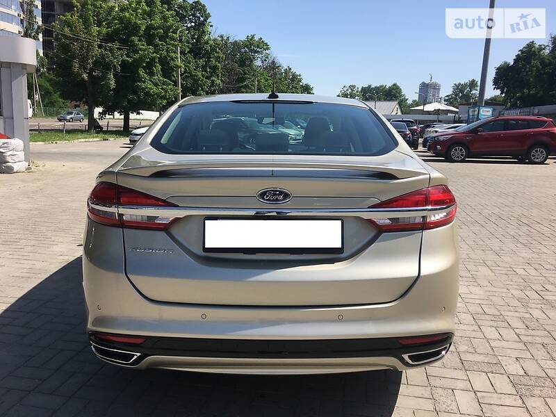 Седан Ford Fusion 2016 в Днепре