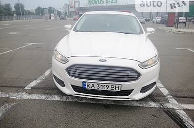 Седан Ford Fusion 2013 в 