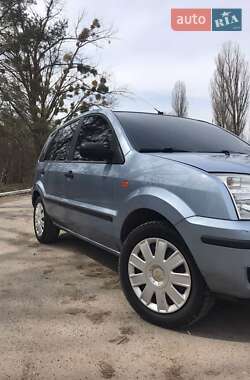 Хэтчбек Ford Fusion 2005 в Виннице