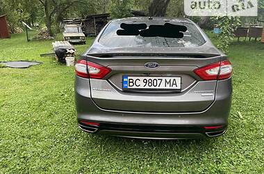 Седан Ford Fusion 2014 в 