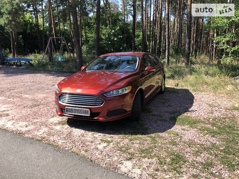 Седан Ford Fusion 2014 в Киеве