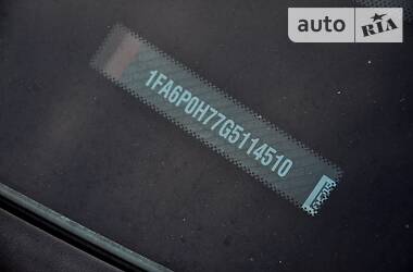 Седан Ford Fusion 2015 в 