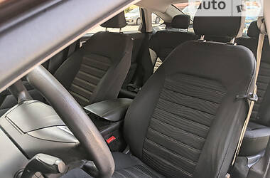 Седан Ford Fusion 2015 в 