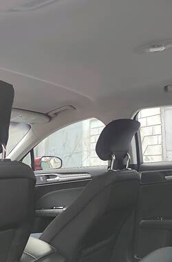 Седан Ford Fusion 2014 в 