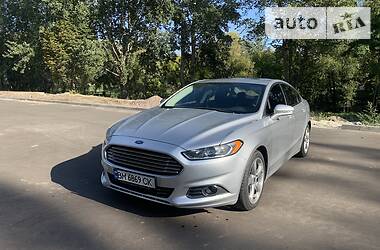 Седан Ford Fusion 2013 в Сумах