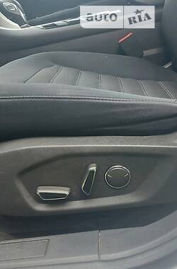 Седан Ford Fusion 2013 в 
