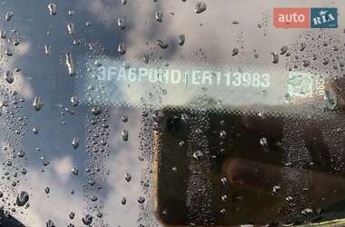 Седан Ford Fusion 2013 в 
