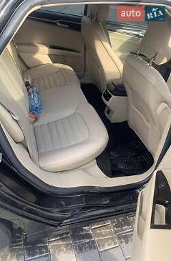 Седан Ford Fusion 2013 в 
