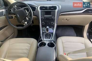 Седан Ford Fusion 2013 в Самборе