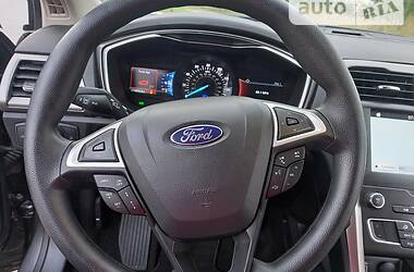 Седан Ford Fusion 2019 в Дрогобичі