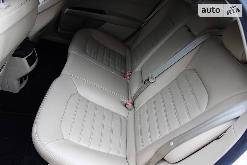 Седан Ford Fusion 2012 в Одесі