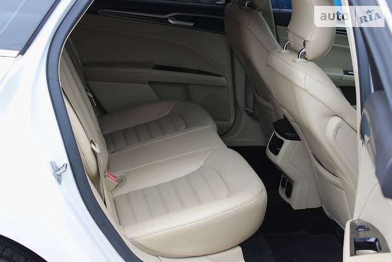 Седан Ford Fusion 2012 в Одесі