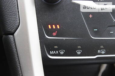 Седан Ford Fusion 2012 в 
