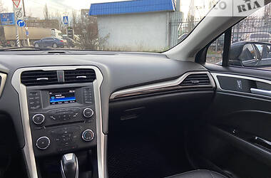 Седан Ford Fusion 2015 в Николаеве
