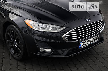 Седан Ford Fusion 2020 в Львове