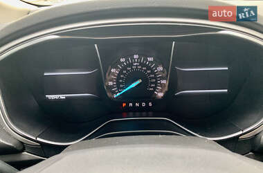 Седан Ford Fusion 2015 в 