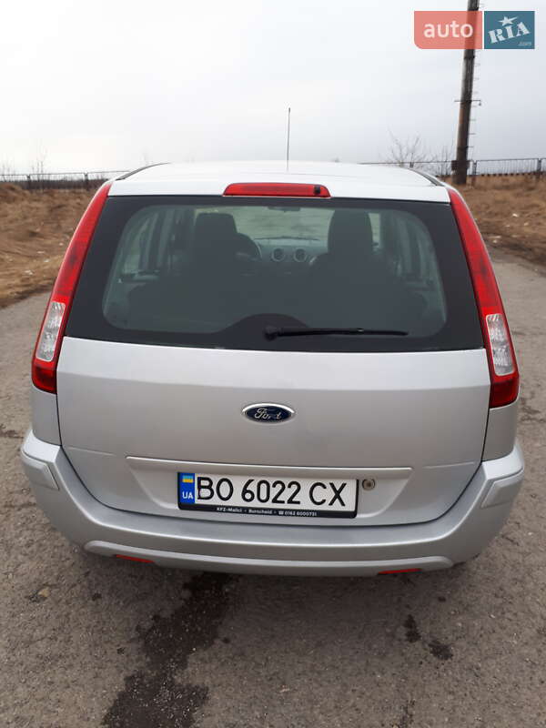 Хэтчбек Ford Fusion 2010 в Тернополе