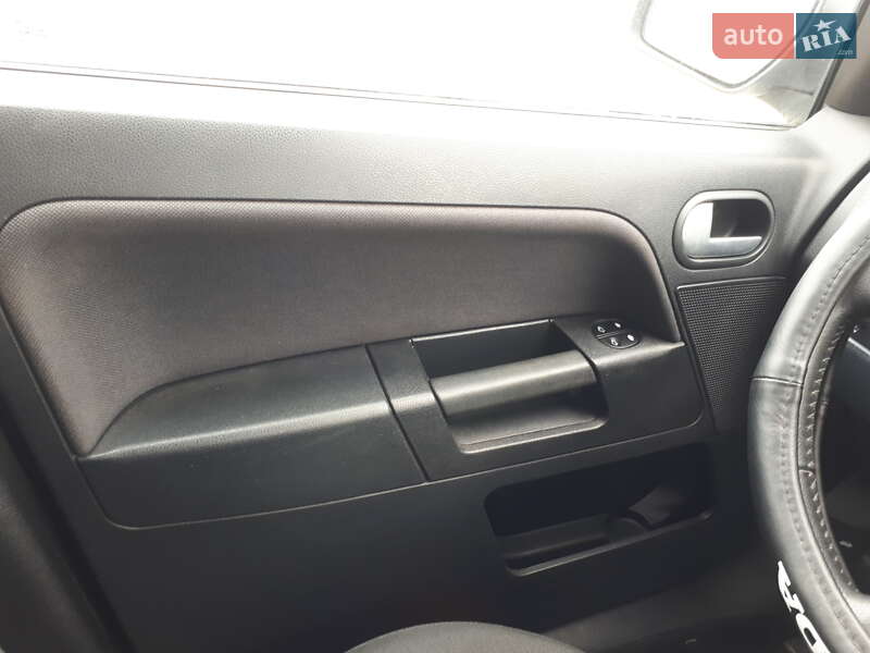 Хэтчбек Ford Fusion 2010 в Тернополе