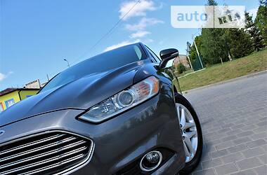 Седан Ford Fusion 2015 в Тернополе