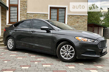 Седан Ford Fusion 2015 в Дрогобыче