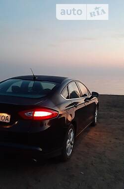 Седан Ford Fusion 2013 в Ужгороде