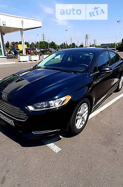 Седан Ford Fusion 2013 в Ужгороде