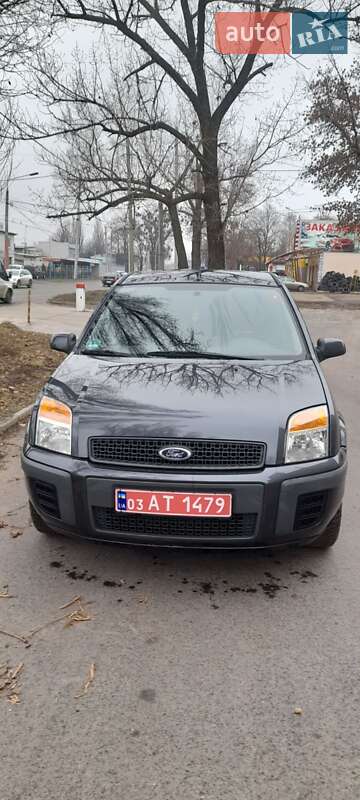 Хетчбек Ford Fusion 2008 в Валках