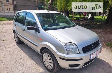 Хэтчбек Ford Fusion 2003 в 